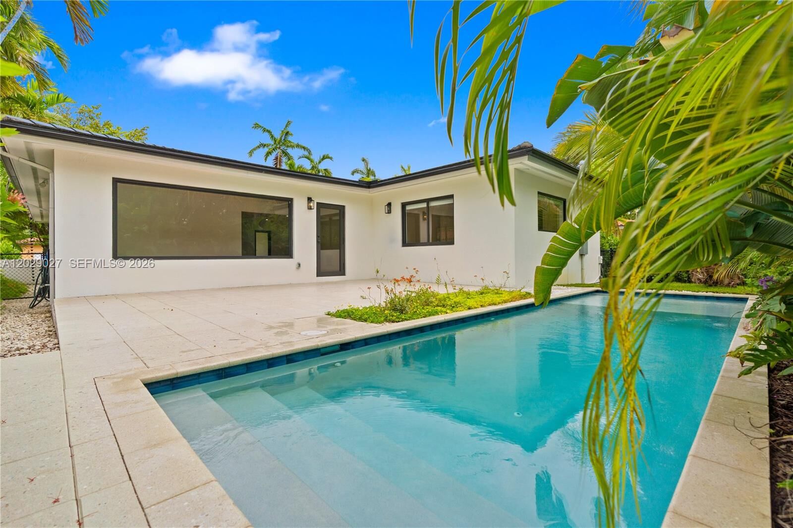 Property Photo:  517 Palermo Ave  FL 33134 