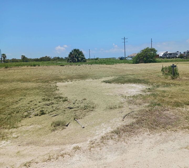 Property Photo:  1035 Brighton Jones Boulevard  TX 77617 