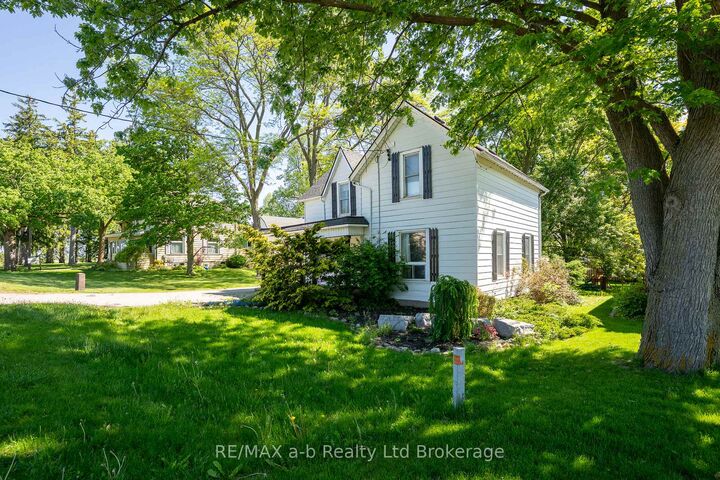 Property Photo: 80 Stover Street N ON N0J 1P0