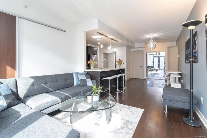 Property Photo:  760 Johnson St #204  BC V8W 0A4 