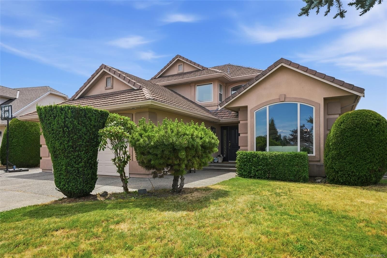 Property Photo:  1096 Aery View Way  BC V9P 2N9 