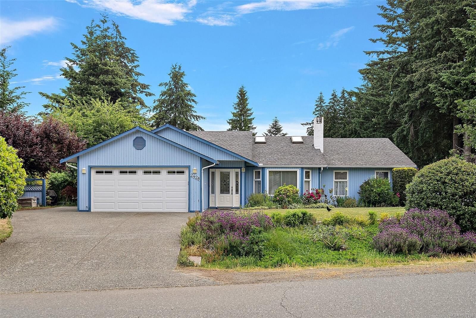 Property Photo:  2428 Marlene Dr  BC V9B 4L4 