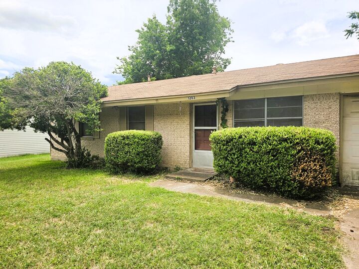 Property Photo:  1203 Curry Avenue  TX 76522 