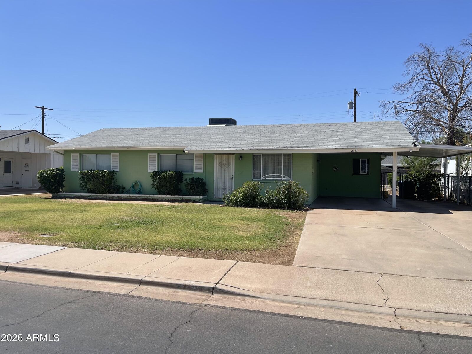 Property Photo:  219 W Hunter Street  AZ 85201 