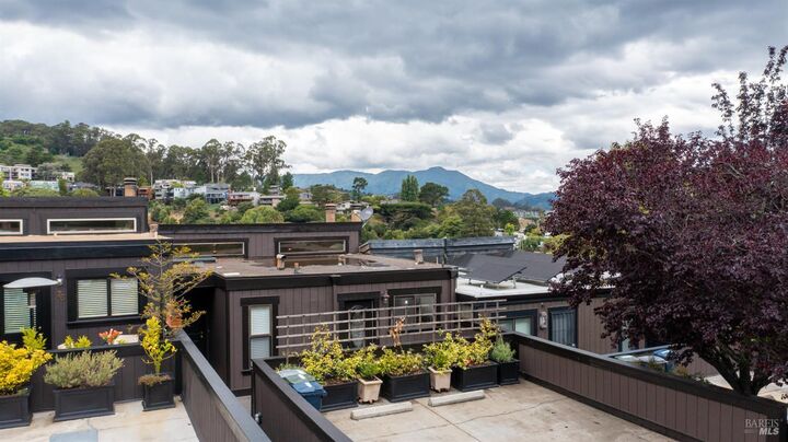 Property Photo:  74 Marin Avenue  CA 94965 