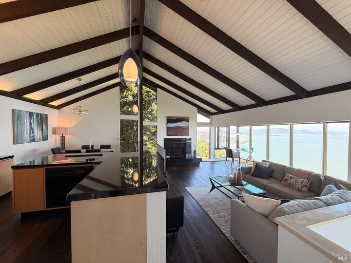 Property Photo: 132 Sugarloaf Drive CA 94920