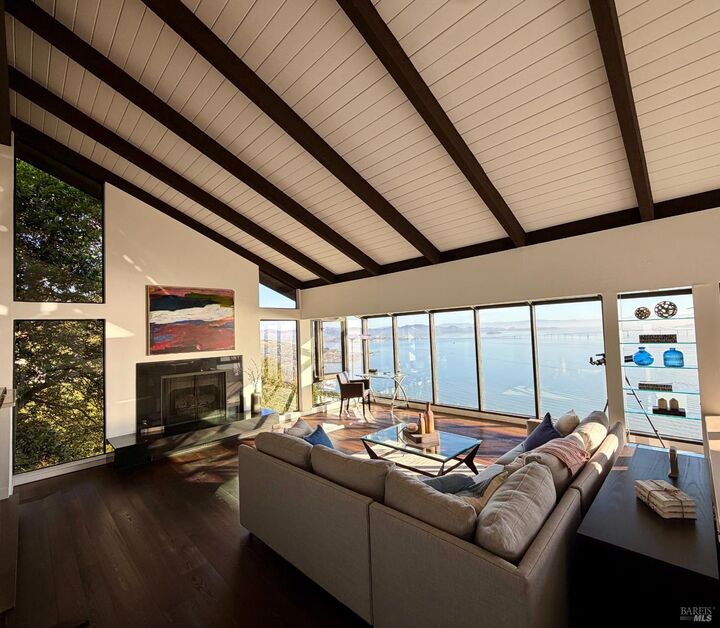 Property Photo: 132 Sugarloaf Drive CA 94920
