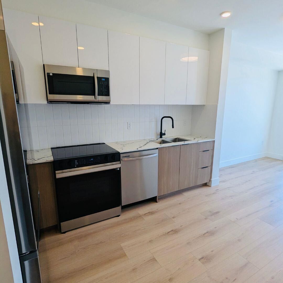 Property Photo:  20769 Fraser Highway  BC V3A 0S4 
