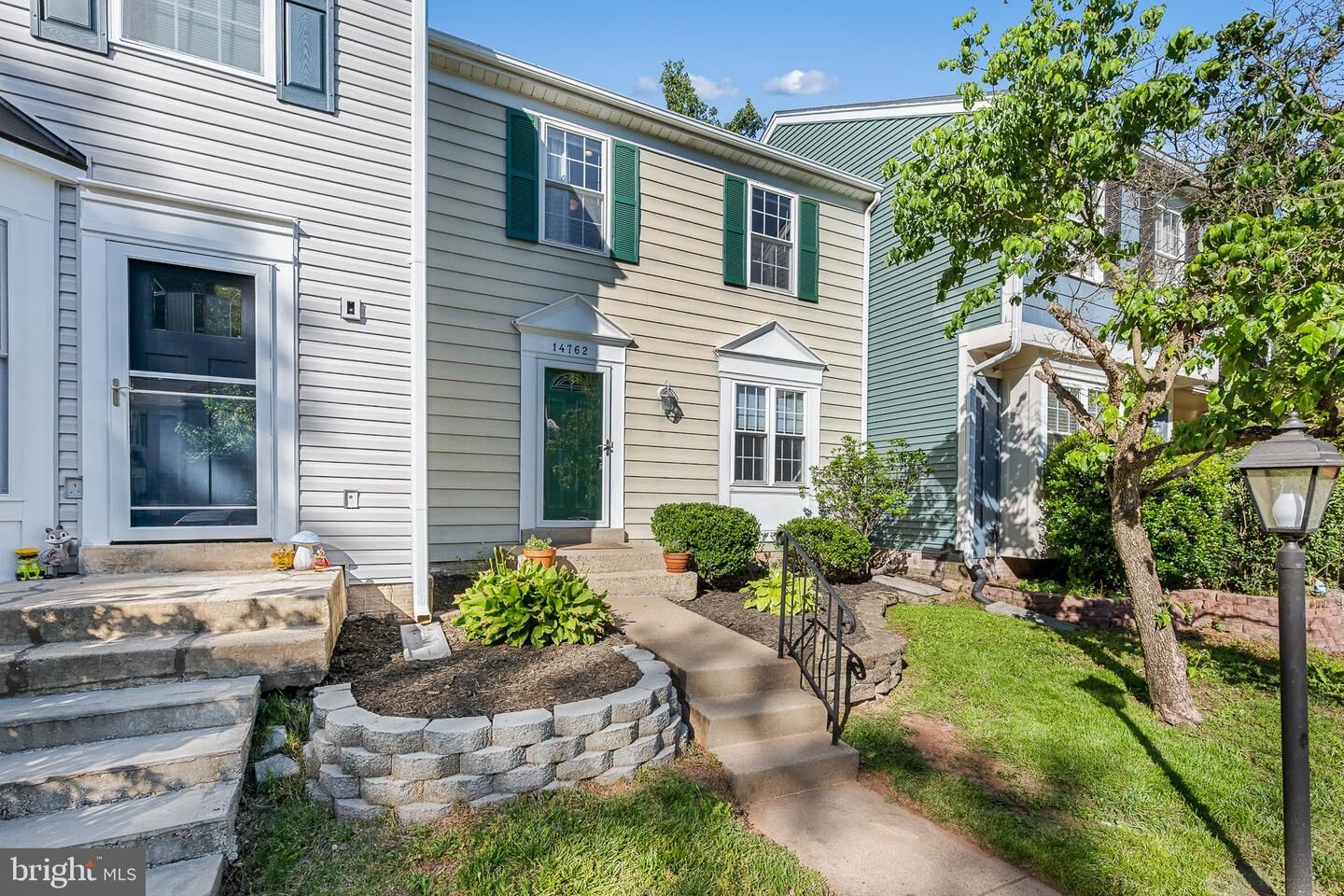 Property Photo: 14762 Basingstoke Loop VA 20120