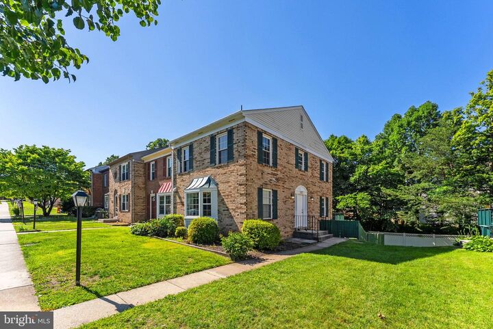Property Photo:  2857 Bowes Lane  VA 22193 