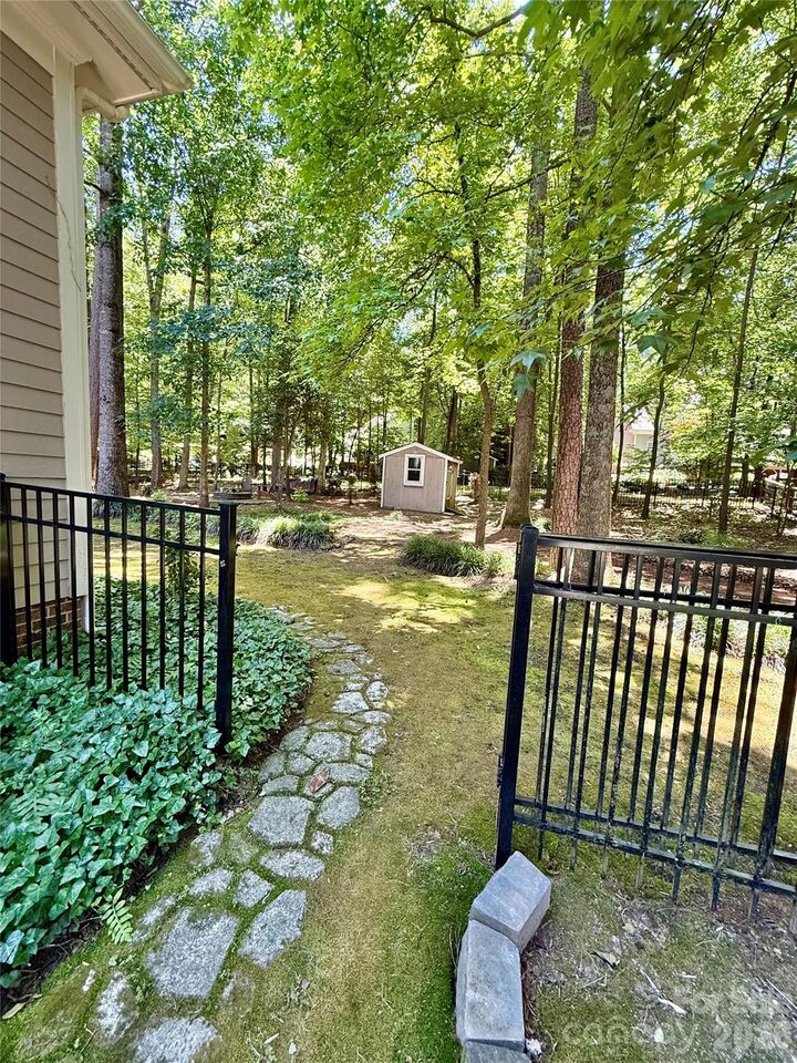 Property Photo:  1512 Calvin Hal Road  SC 29710 