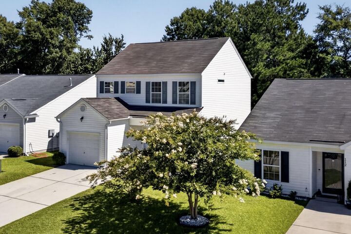 Property Photo:  114 Coosawatchie Street  SC 29485 