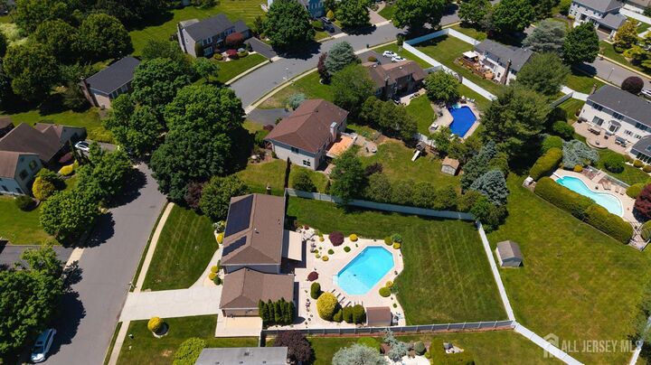 Property Photo:  43 Homestead Circle  NJ 07746 