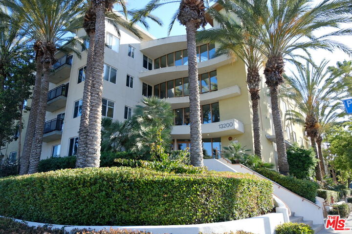 Property Photo: 13200 Pacific Promenade CA 90094