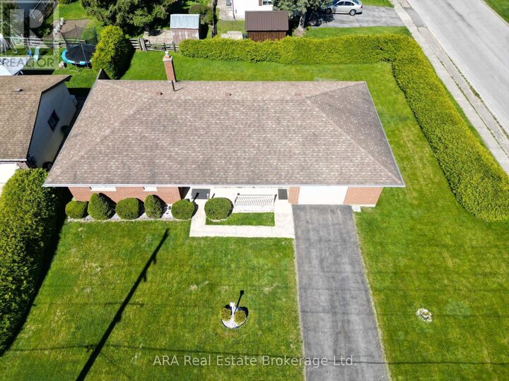 Property Photo:  66 Union Street  ON N4L 1E6 