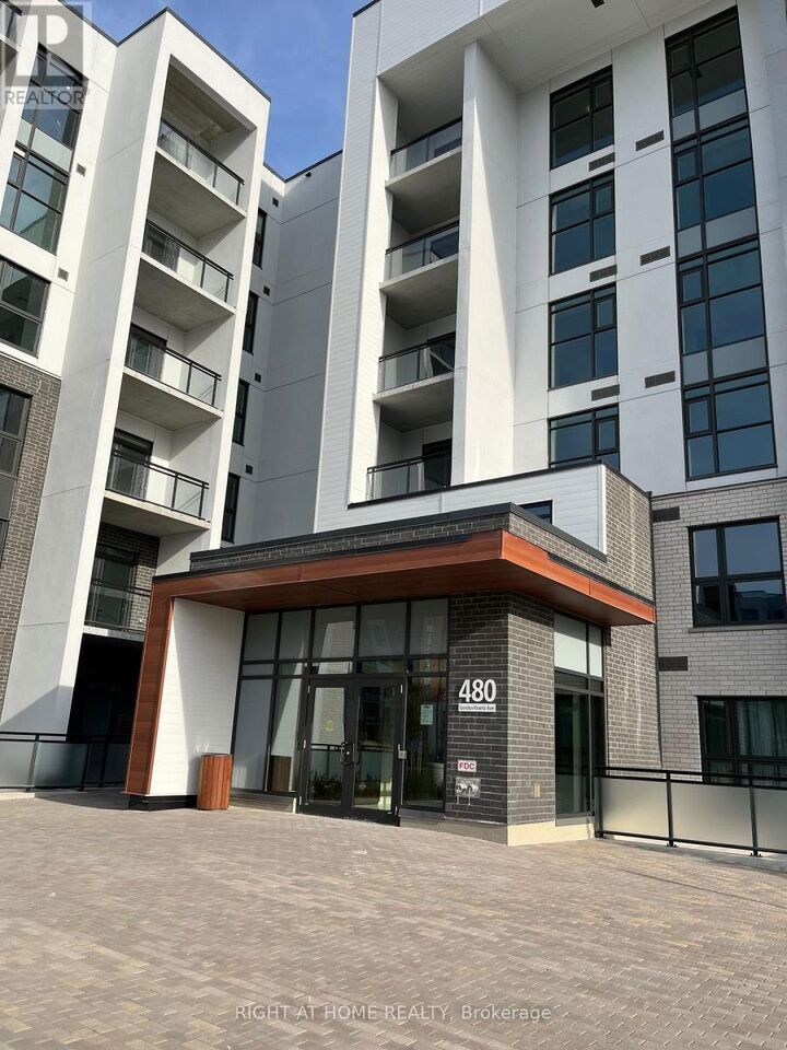 Property Photo:  480 Gordon Krantz Avenue 318  ON L9E 1Z5 