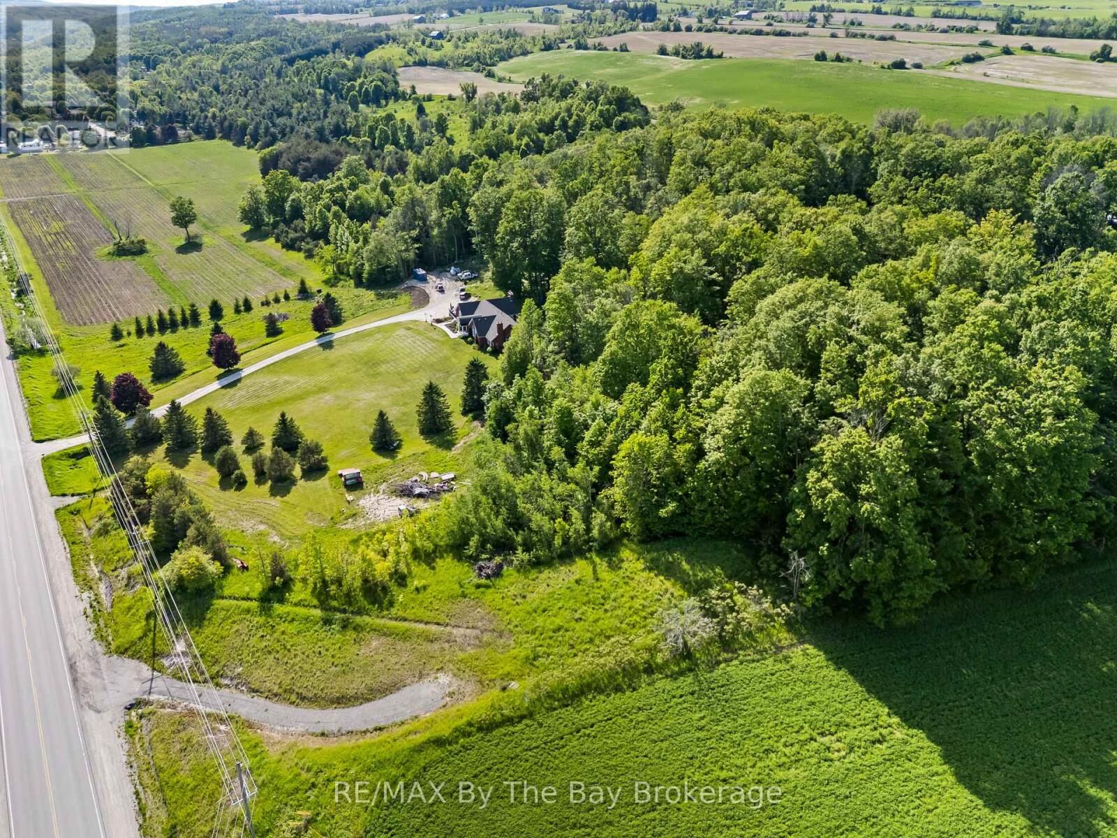 Property Photo:  7346 County Rd 9 Road  ON L0M 1G0 