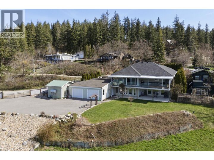 Photo de la propriété:  1660 28 Avenue Northeast  BC V1E 3X2 