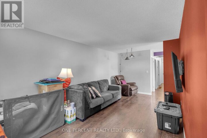 Property Photo:  70 Naskapi Street  ON N4T 1G6 