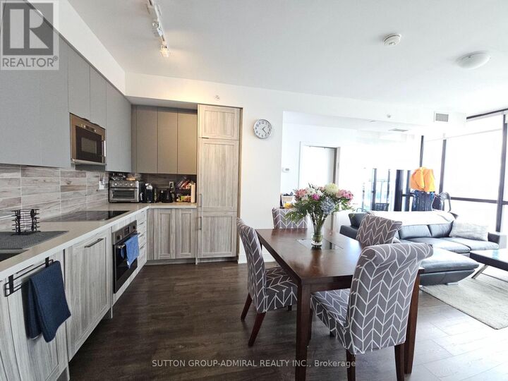 Property Photo:  2908 Highway 7 Road 1307  ON L4K 0K5 