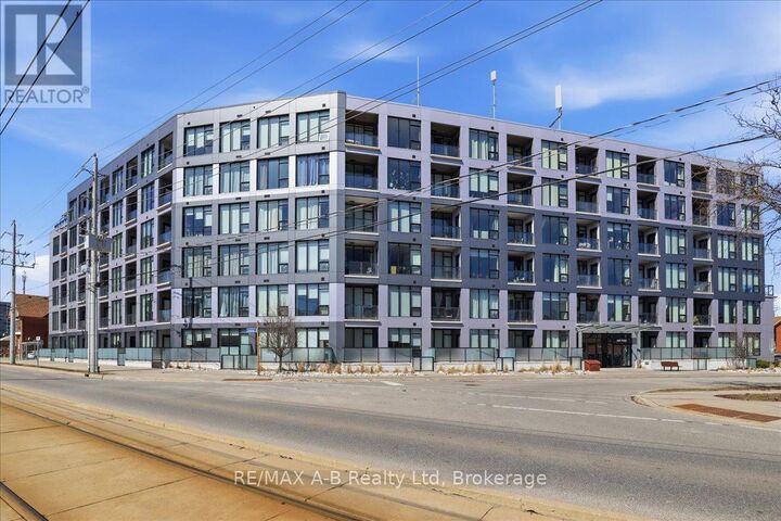 Property Photo:  690 King Street West 214  ON N2G 0B9 