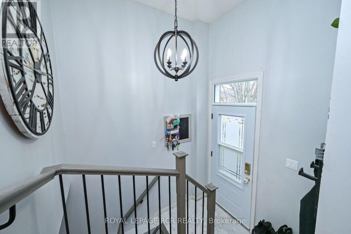 Property Photo:  121 Dyer Drive  ON L9Z 1M1 