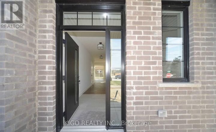 Property Photo:  3025 Doyle Drive Unit #2  ON N6M 0H2 