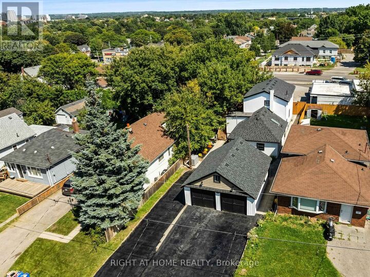 Property Photo:  477 Montrave Avenue 1  ON L1J 4S6 