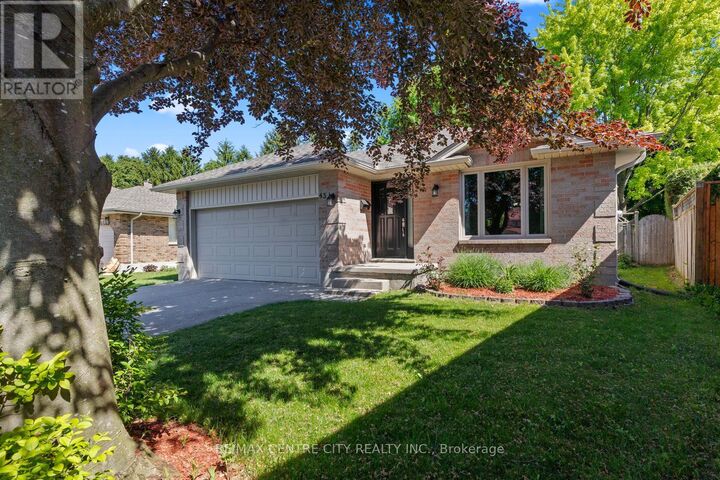 Property Photo:  43 Toronado Place  ON N5V 3V5 