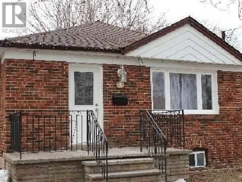 Property Photo:  9 Rossford Road Main  ON M1R 4B2 