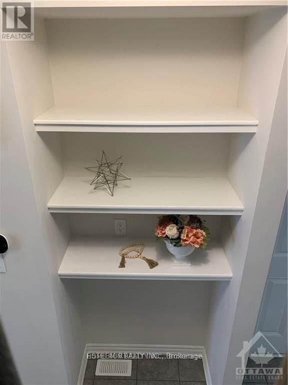 Property Photo:  205 Merak Way  ON K2J 6N3 