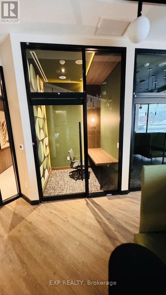 Property Photo:  2501 Saw Whet Boulevard 101  ON L6M 5N2 