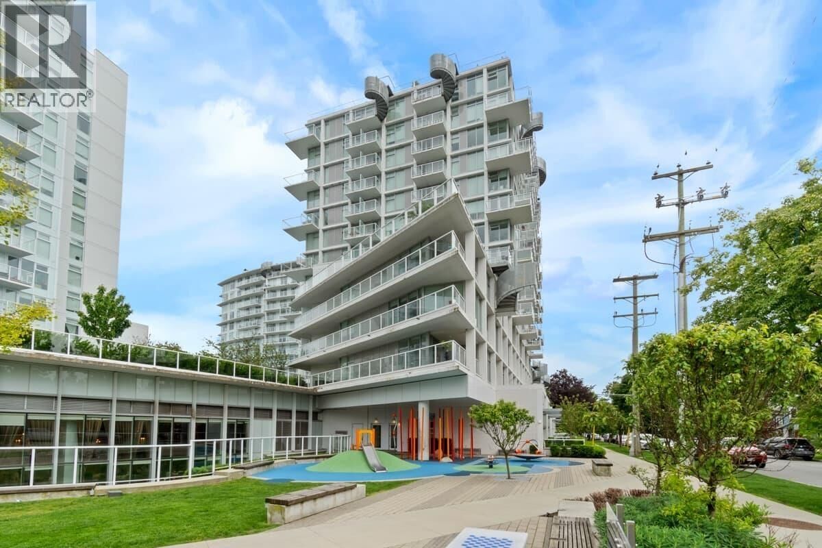 Property Photo:  2221 East 30th Avenue 1206  BC V5N 0G6 