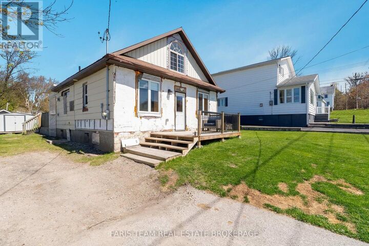 Property Photo:  5 Scott Street  ON L9M 1N1 