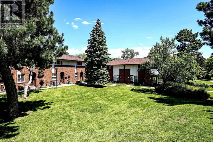 Property Photo:  3665 Flamewood Drive 53  ON L4Y 3P5 