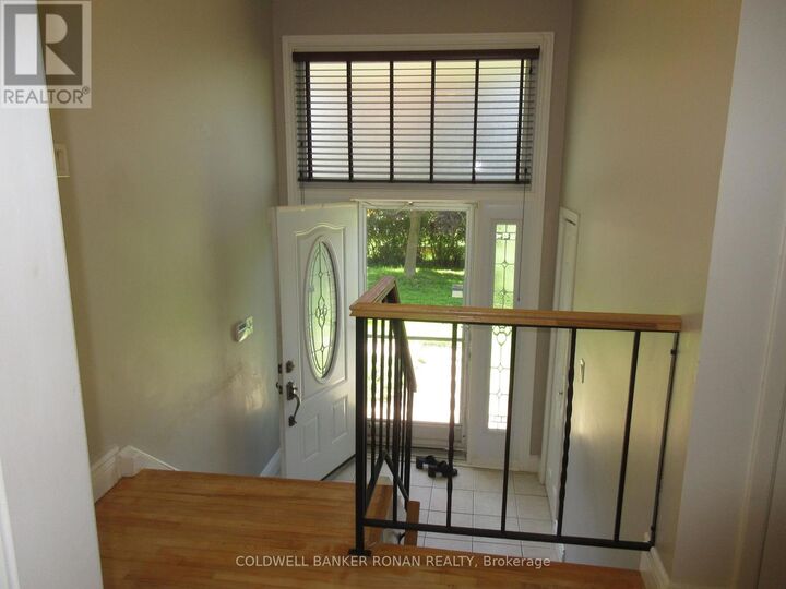 Property Photo:  104 Boyne Crescent Main Floor  ON L9R 1K3 