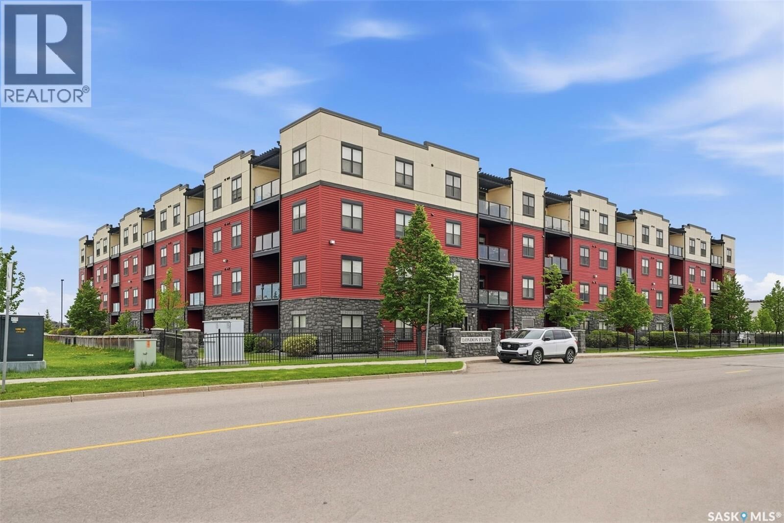Property Photo:  410 230 Slimmon Road  SK S7V 0B3 