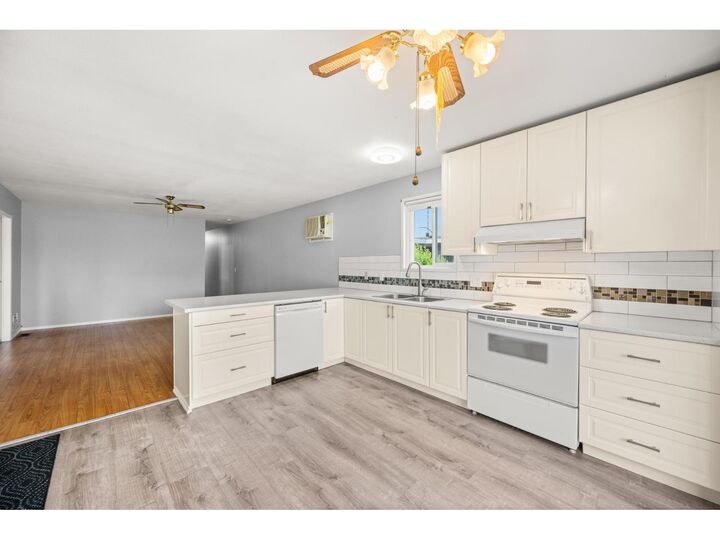 Property Photo: 27111 0 Avenue 147 BC V4W 2T3