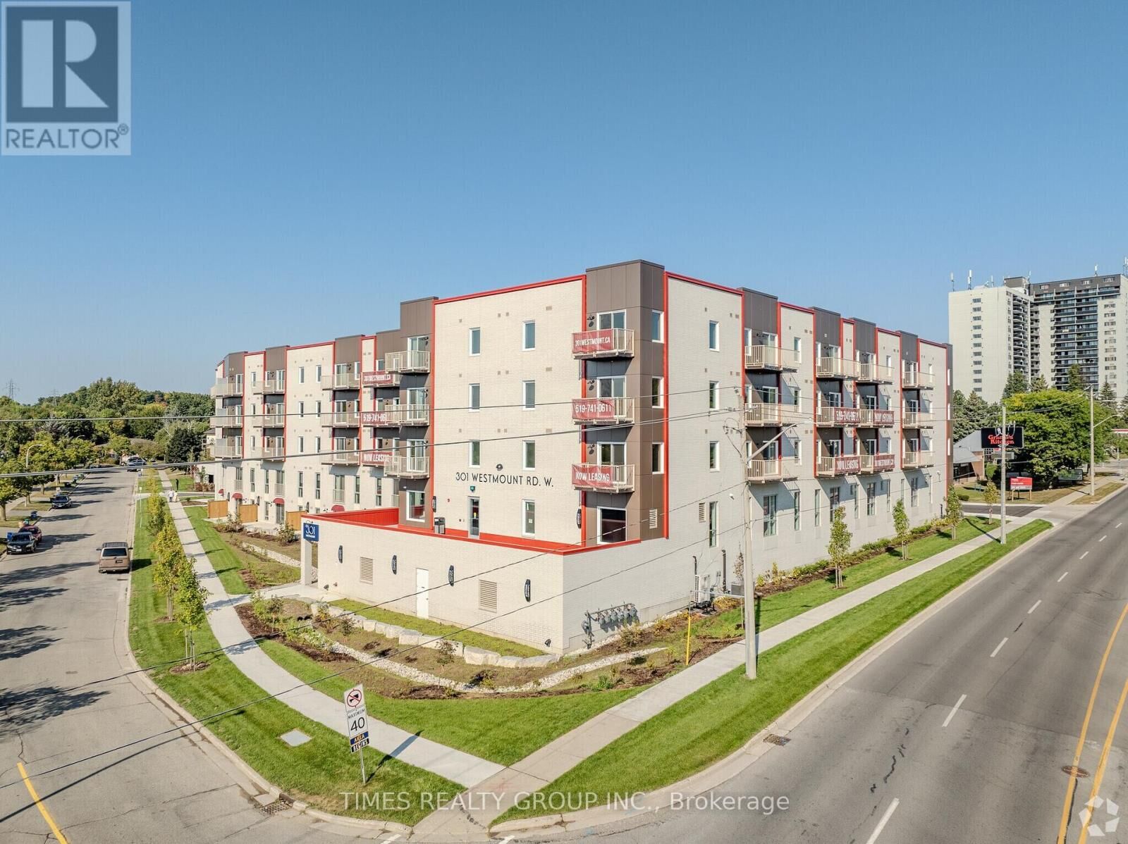 Property Photo:  301 Westmount Road West  ON N2M 1S3 