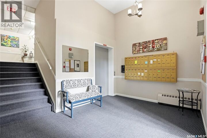 Property Photo:  108 525 5th Avenue  SK S7K 2R1 