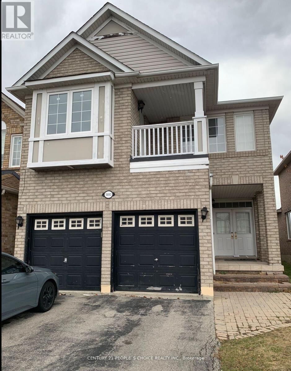 Property Photo:  5893 Cabrera  (Upper Level) Crescent  ON L5Y 3B2 