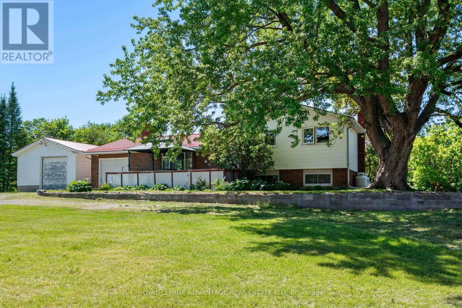 Property Photo:  2564 2nd Concession Rd. Road  ON K0E 1R0 