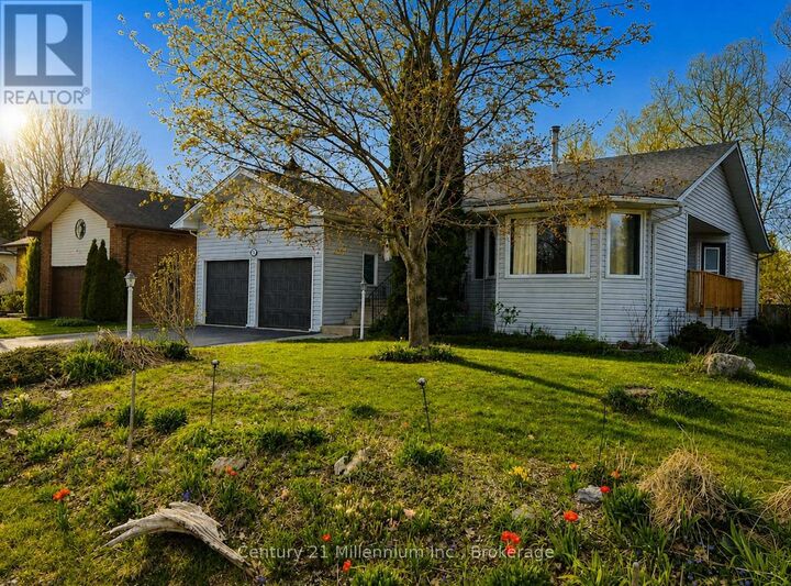 Property Photo:  6 Royal Beech Drive  ON L9Z 1H1 