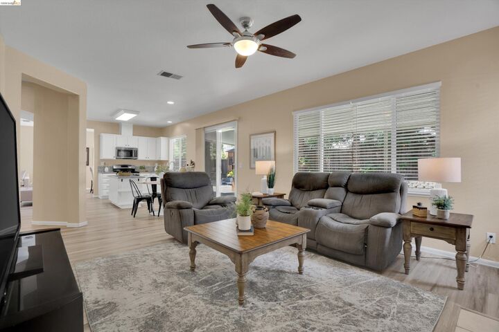 Property Photo:  1109 Mill Creek Way  CA 94513 