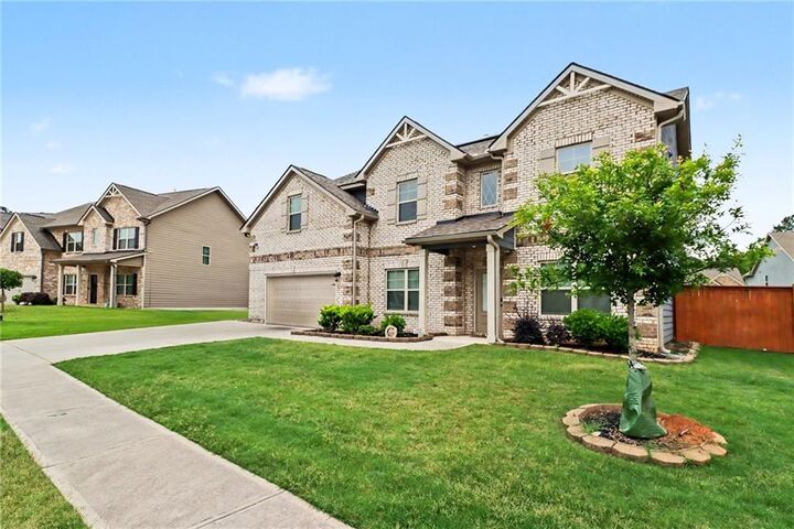 Property Photo:  5673 Wyncreek Circle SW  GA 30331 