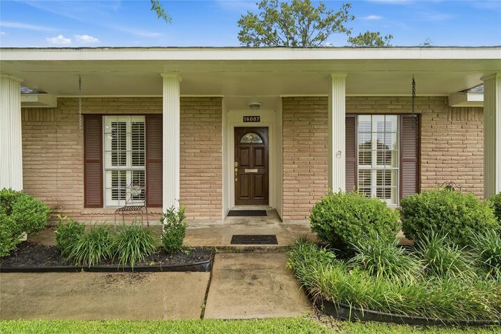 Property Photo:  16007 Fathom Lane  TX 77062 