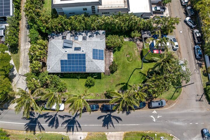 Property Photo:  150 Kaelepulu Drive  HI 96734 