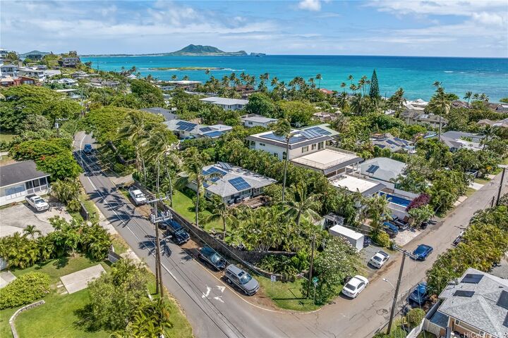 Property Photo:  150 Kaelepulu Drive  HI 96734 