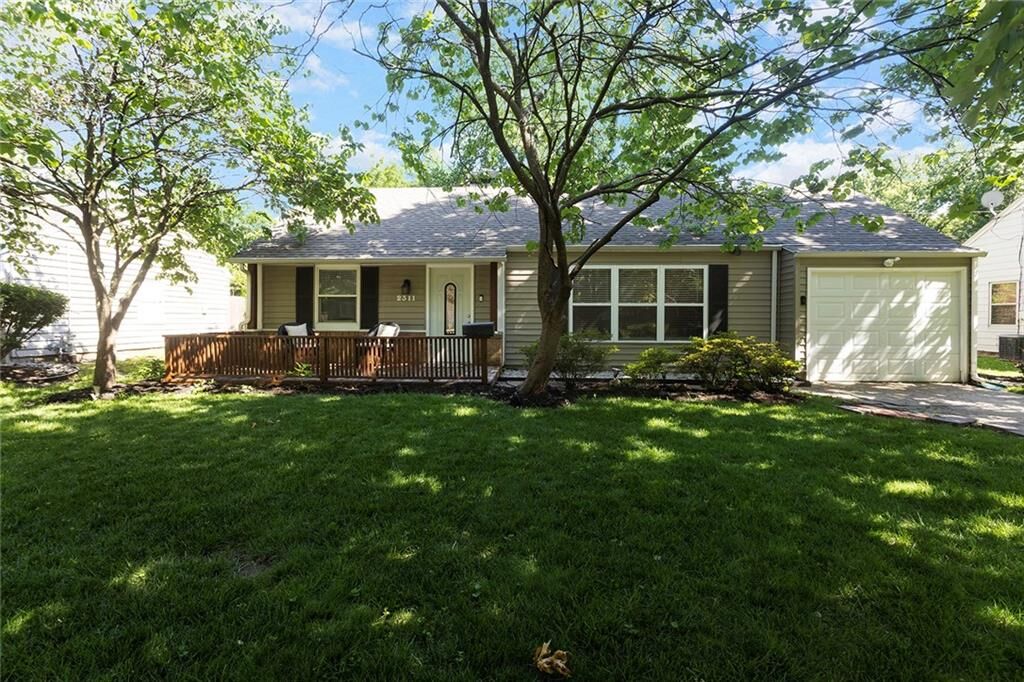 Property Photo:  2311 W 76th Street  KS 66208 