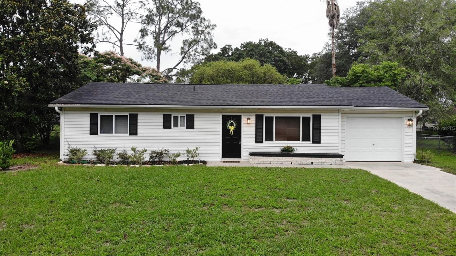 Property Photo:  10740 SW 62nd Avenue Road  FL 34476 